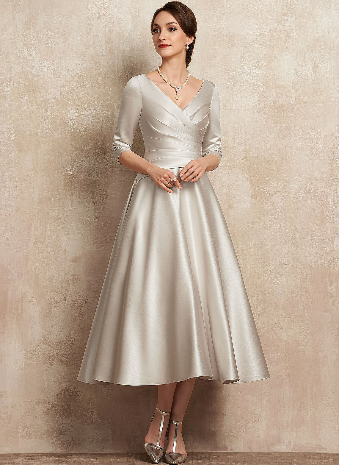 Sal A-Line Satin Mother of the Bride Dresses Tea-Length the V-neck Dress Ruffle With Mother Bride of