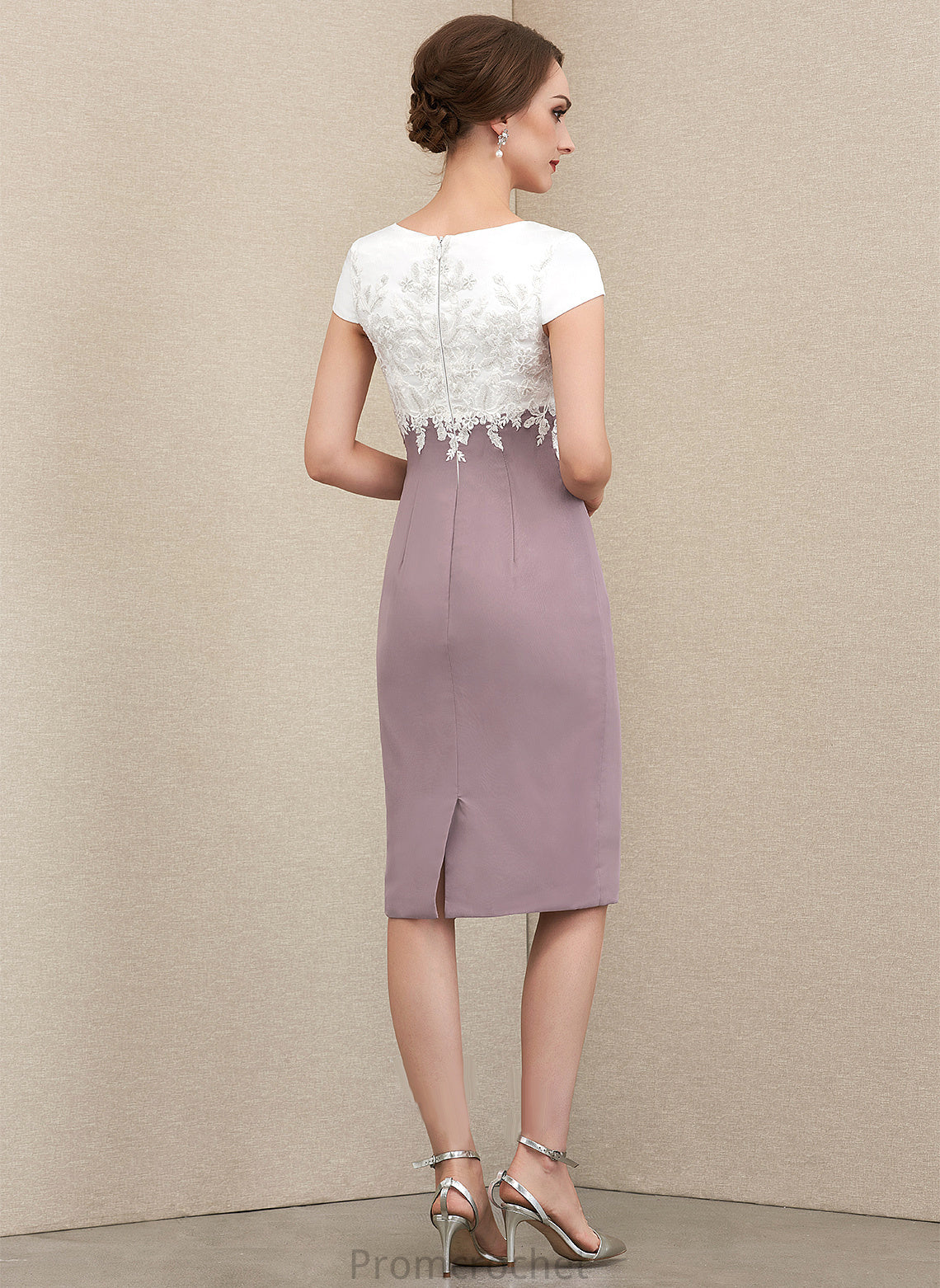 of Knee-Length Scoop Mother the Bride Chiffon Dania Lace Sheath/Column Dress Neck Mother of the Bride Dresses