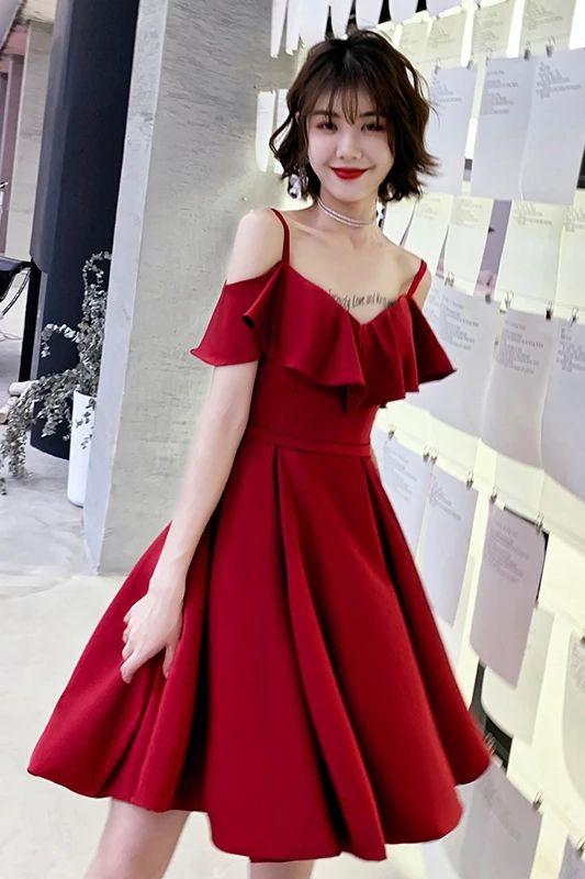 Burgundy Straps Off The Shoulder Knee Length Jan Homecoming Dresses With Ruffles HE12677